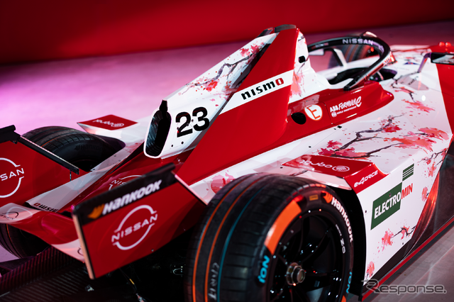 日産の新デザインのフォーミュラEマシン