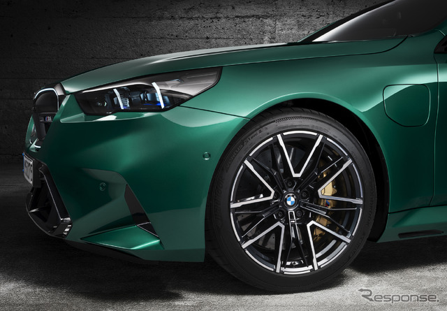 ハンコックの高性能タイヤを装着するBMW M5 新型