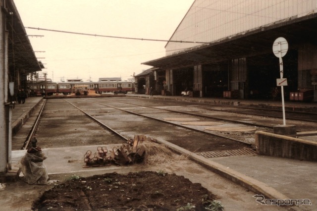 西武鉄道所沢車両工場:西武鉄道所沢車両工場:トラバーサー(1978年頃)