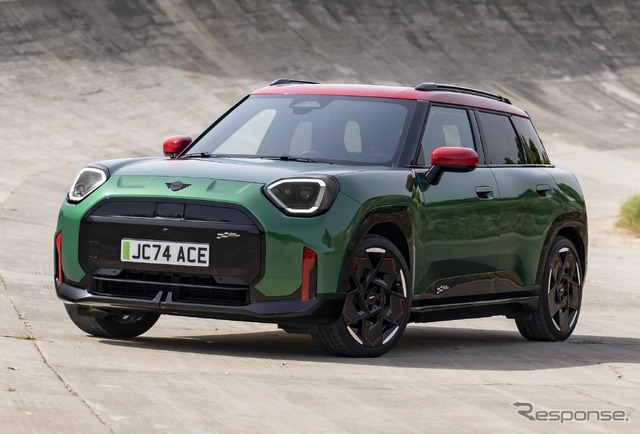MINIジョン・クーパー・ワークス(JCW)エースマン