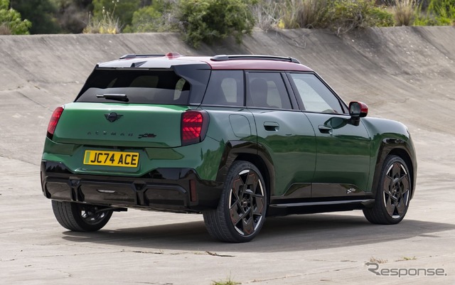 MINIジョン・クーパー・ワークス(JCW)エースマン