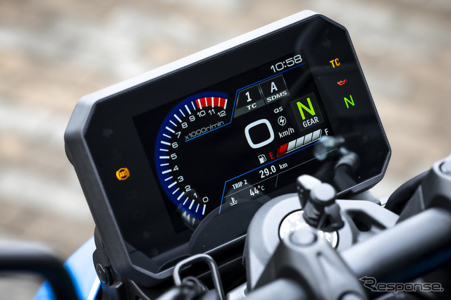 スズキ GSX-8S