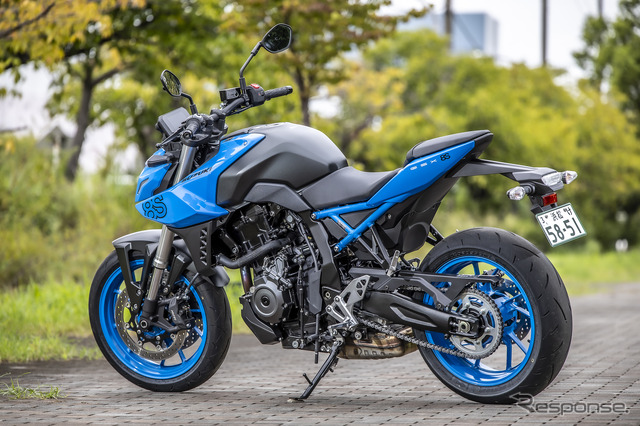 スズキ GSX-8S