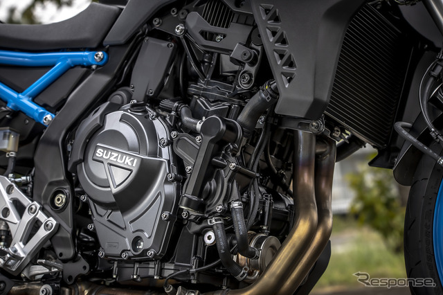 スズキ GSX-8S