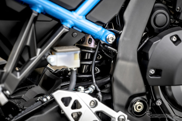 スズキ GSX-8S
