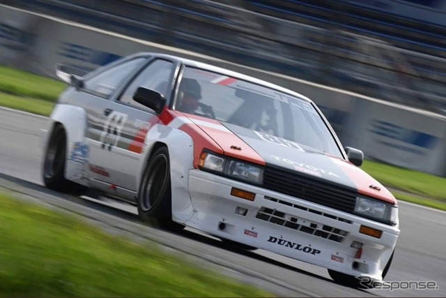 TRD AE86 N2 レビン