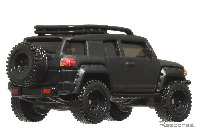 トヨタ FJクルーザー(10月26日発売)