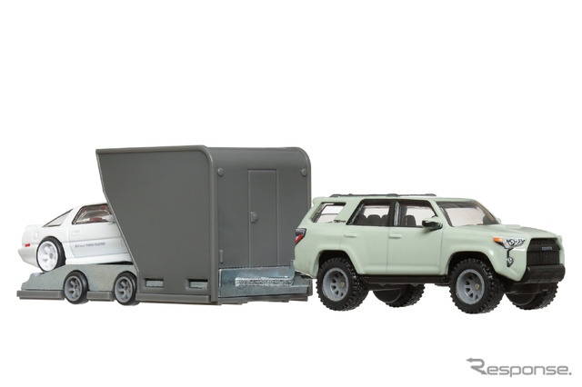 ’89トヨタ・スープラ/’18トヨタ4ランナー(10月26日発売)