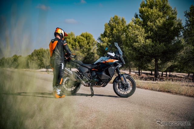 KTM『1390 SUPER ADVENTURE S』の2025年モデル