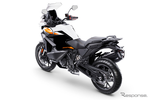 KTM『1390 SUPER ADVENTURE S』の2025年モデル