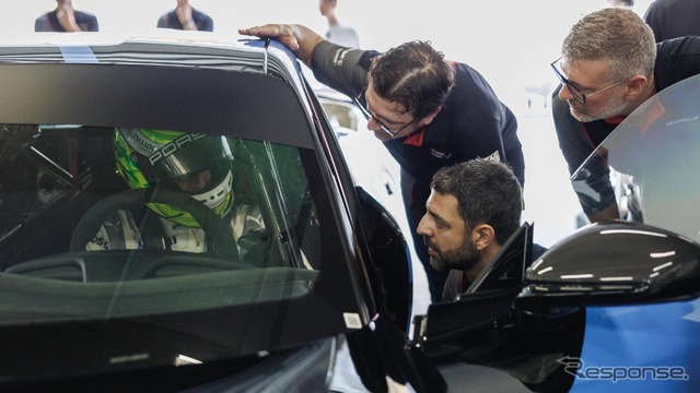 ポルシェ・タイカン・ターボGTが上海国際サーキットで量産車最速のラップタイムを記録