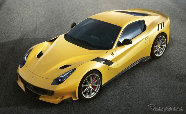 フェラーリ F12 tdf(参考画像)