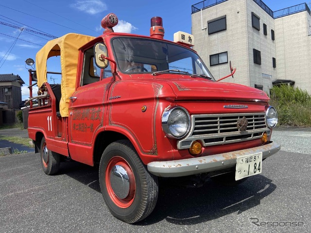 実演体験車両:ダットサン キャブライト消防車