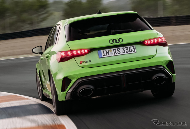 アウディ RS 3 スポーツバック 改良新型