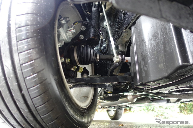 スズキ フロンクス(4WD)のフロント