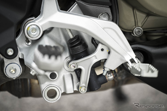 ドゥカティ ムルティストラーダV4S 新型