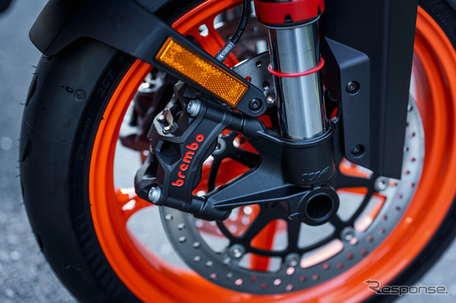 KTM 990デューク R 2025年モデル