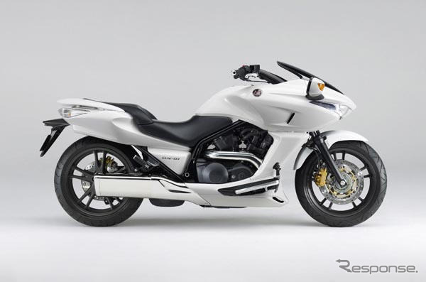 ホンダ DN-01、カラーリングを変更