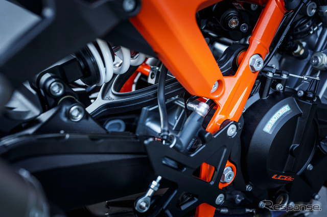 KTM 990デューク R 2025年モデル