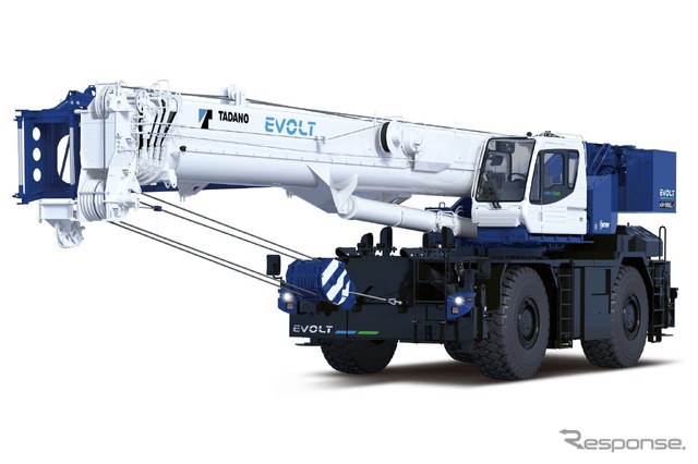 バッテリ式フル電動ラフテレーンクレーン「EVOLT eGR-1000XLL-1」