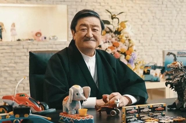 タカラトミーの富山名誉会長
