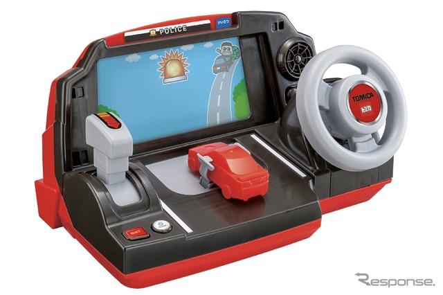 東京おもちゃショー2024:タカラトミー・トミカ「ハンドルドライバー」 (c) TOMY