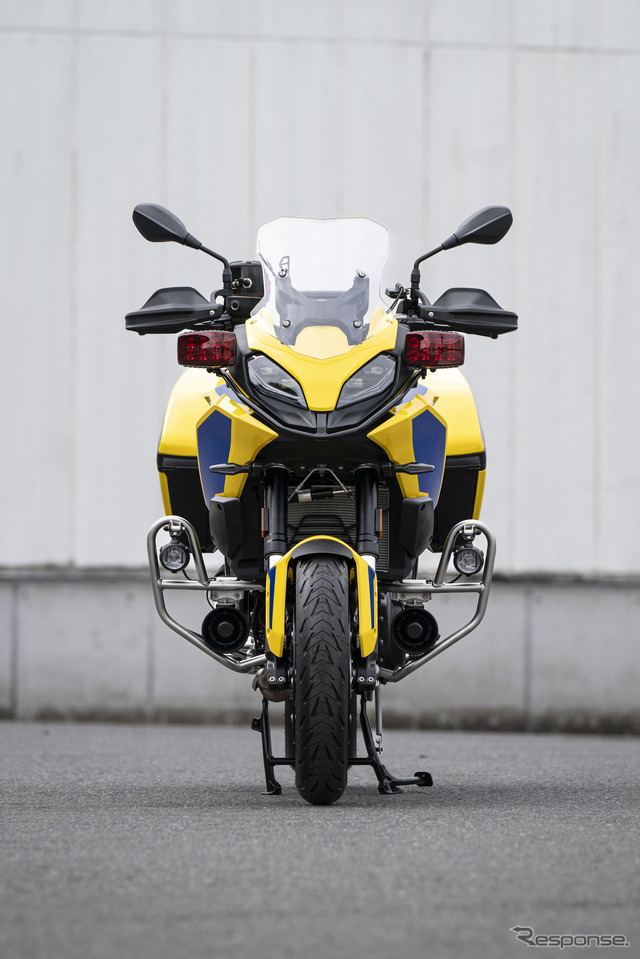 BMW F 900 XR の首都高パトロール仕様