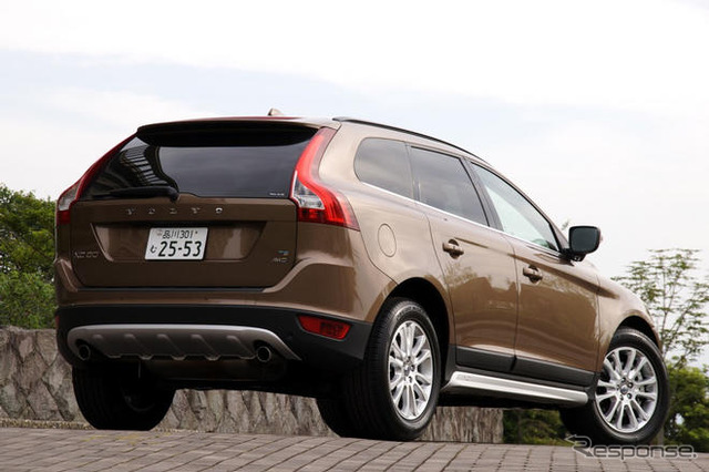 【ボルボ XC60 試乗】安全性能だけでなく走りも余裕…松田秀士