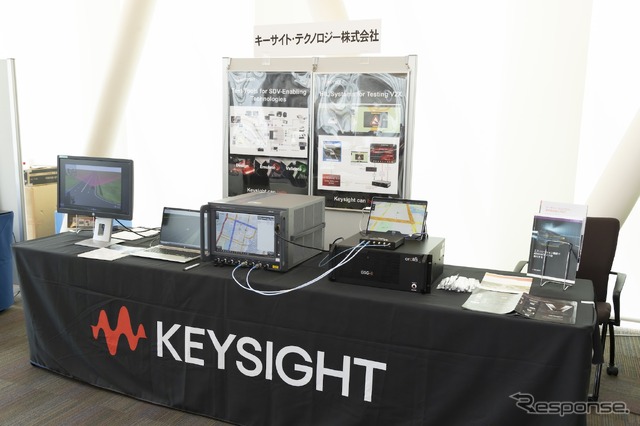 キーサイト・テクノロジーはCarMakerと組み合わせたAD/ADAS向けV2X HIlシステムの実機デモなどを行った