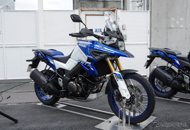 スズキ Vストローム1050DE