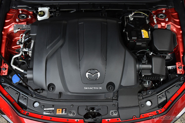 マツダはSKYACTIV-X(写真)に次ぐ新型4気筒エンジン「SKYACTIV-Z」の開発を進めている