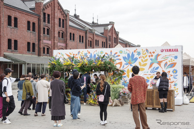 「Local Green Festival '24」に展示されたヤマハのグリーンスローモビリティ