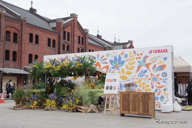 「Local Green Festival '24」に展示されたヤマハのグリーンスローモビリティ