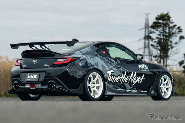 HKS × TOYOTA GR86