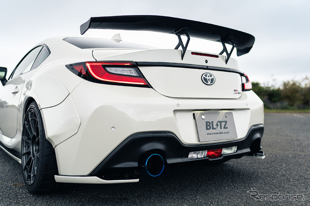 BLITZ × TOYOTA GR86