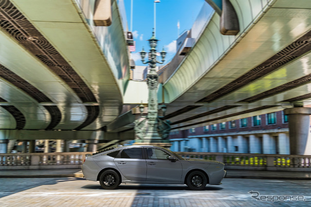 光岡自動車の創業55周年記念車「M55 Zero Edition」