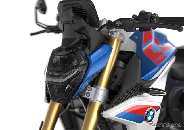 BMW F 900 R 改良新型