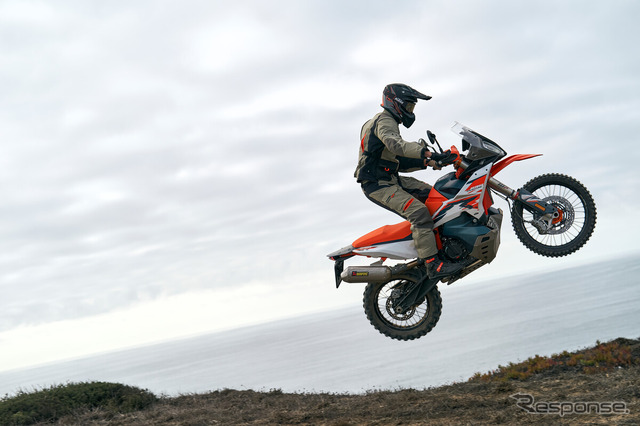 KTM 890 アドベンチャー Rの2025年モデル