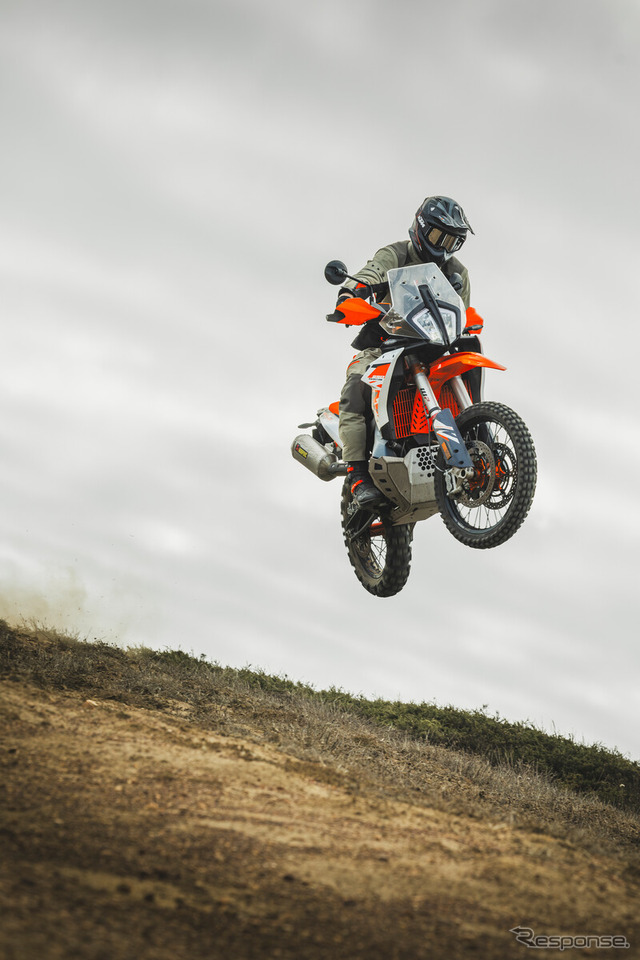 KTM 890 アドベンチャー Rの2025年モデル