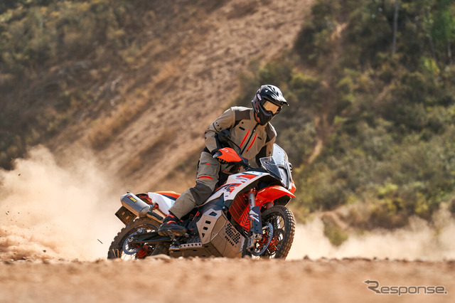 KTM 890 アドベンチャー Rの2025年モデル