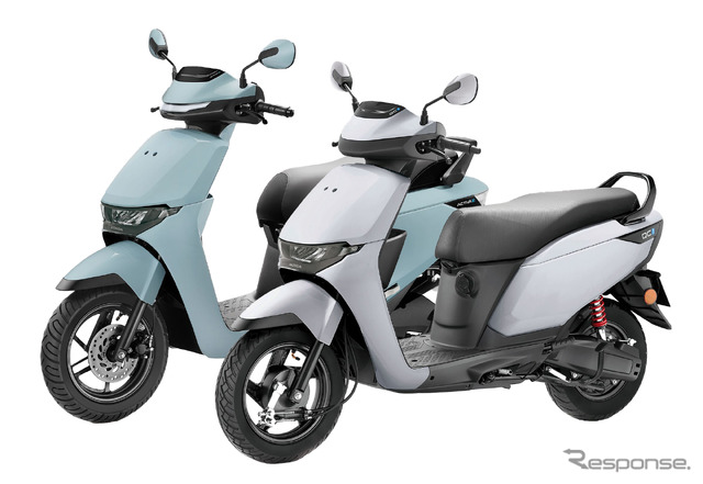 ホンダ ACTIVA e:（左）とQC1（右）