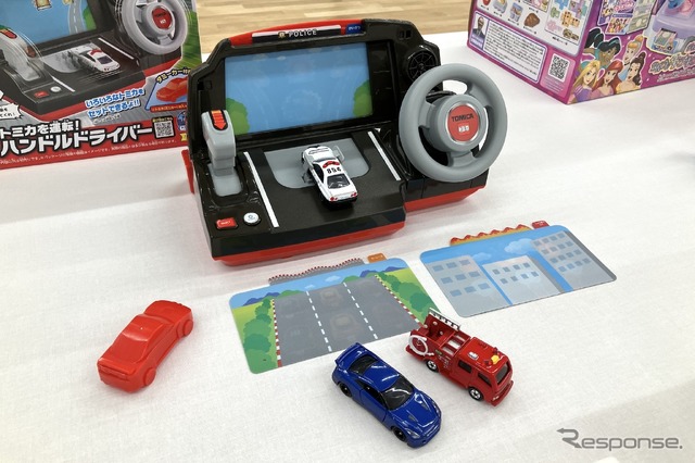 トミカを運転! ハンドルドライバー(タカラトミー)