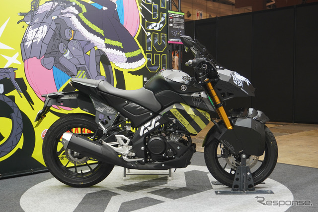 ヤマハ発動機×中央町戦術工芸「装甲弐輪試作機『駆動125』」(東京コミコン2024)