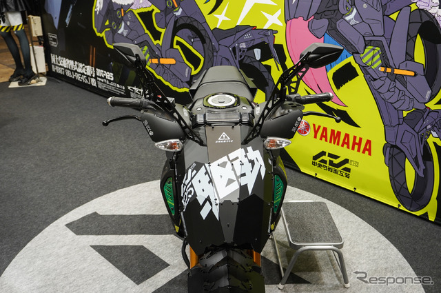ヤマハ発動機×中央町戦術工芸「装甲弐輪試作機『駆動125』」(東京コミコン2024)