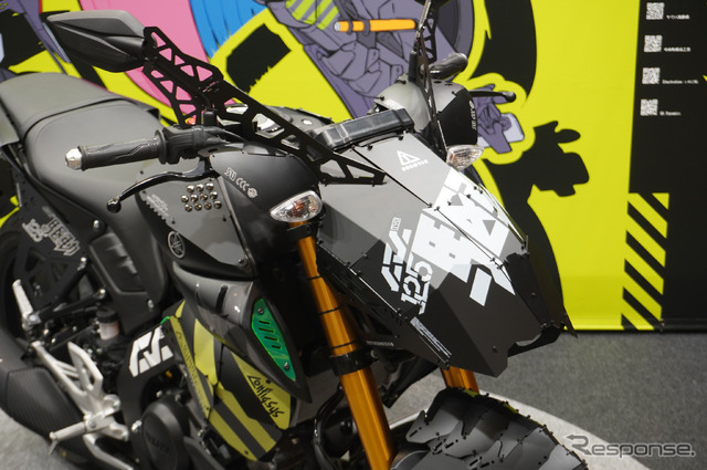 ヤマハ発動機×中央町戦術工芸「装甲弐輪試作機『駆動125』」(東京コミコン2024)