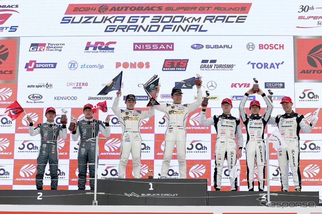 坪井翔/山下健太組のau TOM'S GR Supra 36号車がドライバーズチャンピオンに