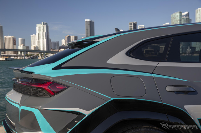 米マイアミ文化に着想を得てカスタマイされたランボルギーニ『ウルスSE』