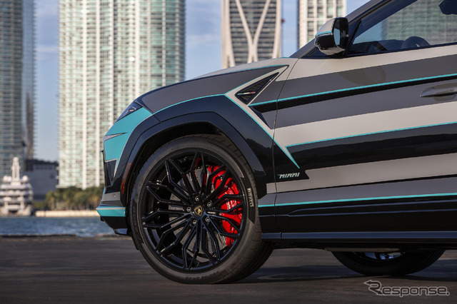 米マイアミ文化に着想を得てカスタマイされたランボルギーニ『ウルスSE』