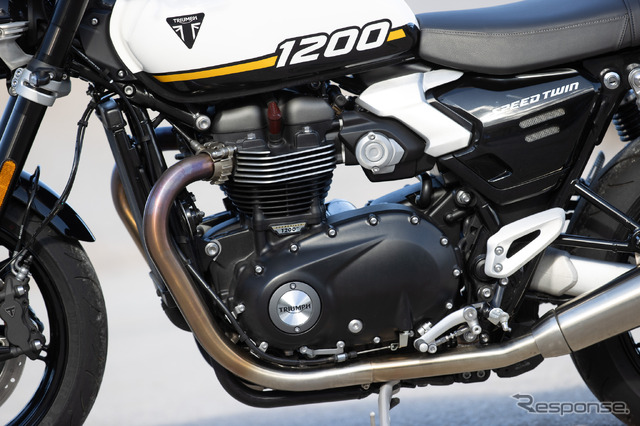 トライアンフ スピードツイン1200