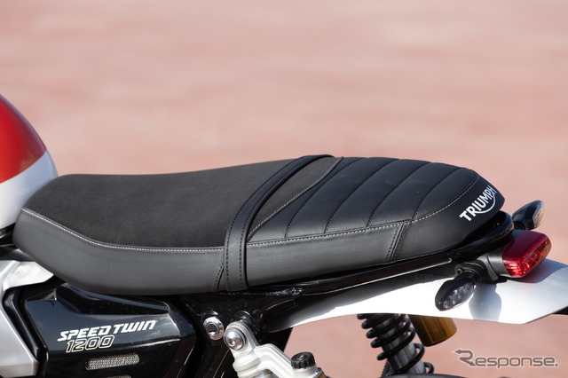 トライアンフ スピードツイン1200 RS